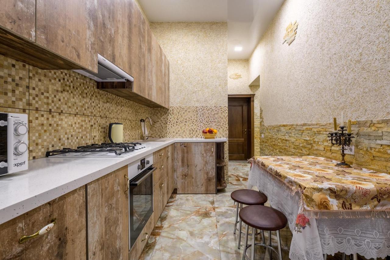 Noviy Svit 4 Apartments إلفيف المظهر الخارجي الصورة
