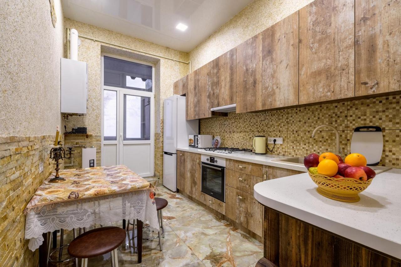 Noviy Svit 4 Apartments إلفيف المظهر الخارجي الصورة